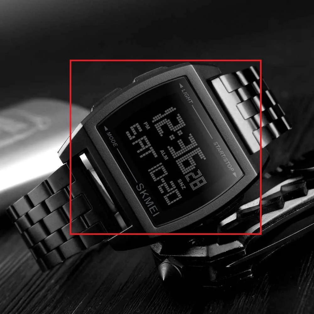 Quartz and mechanical watches comparison