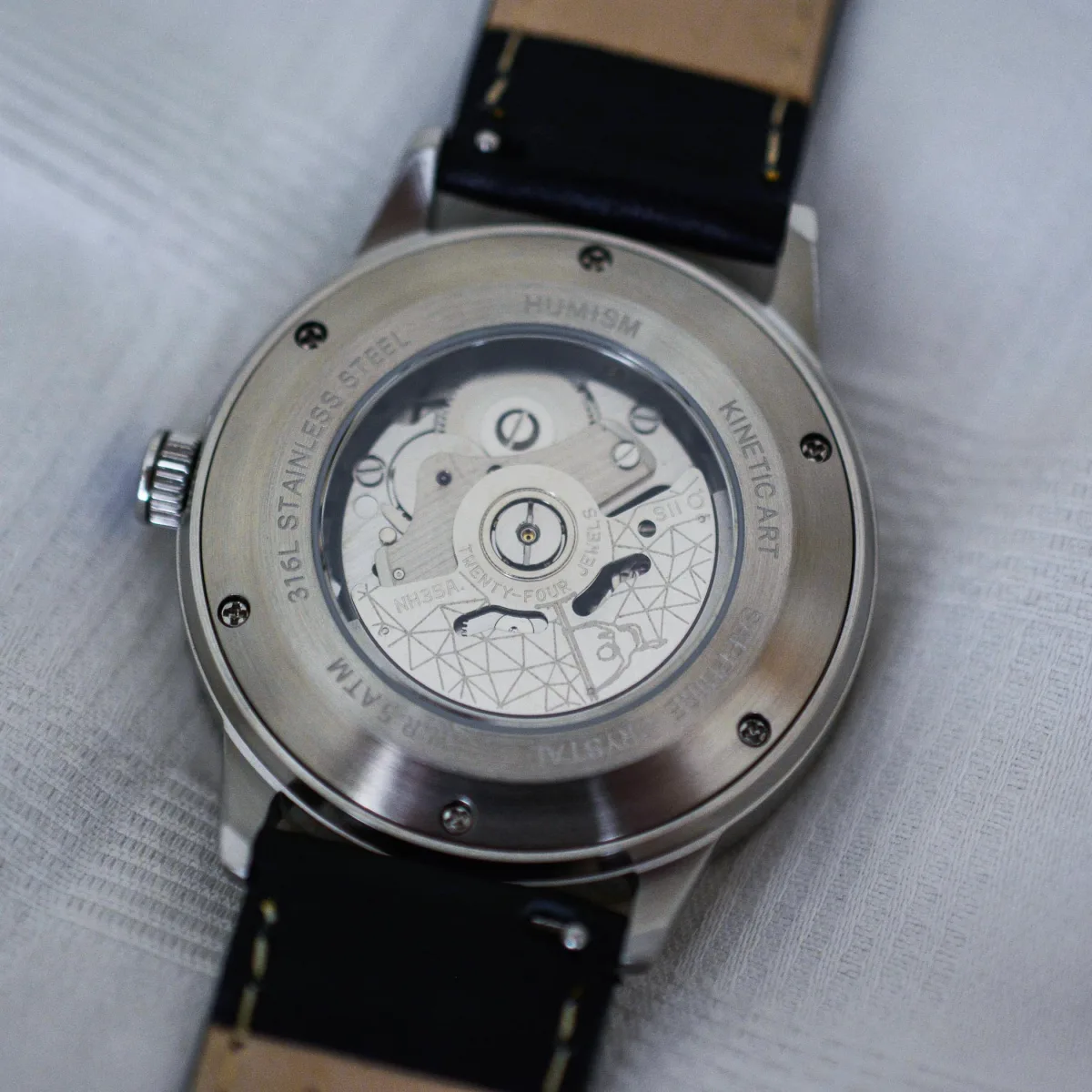 View of the Seiko NH35A movement inside Humism Rhizome