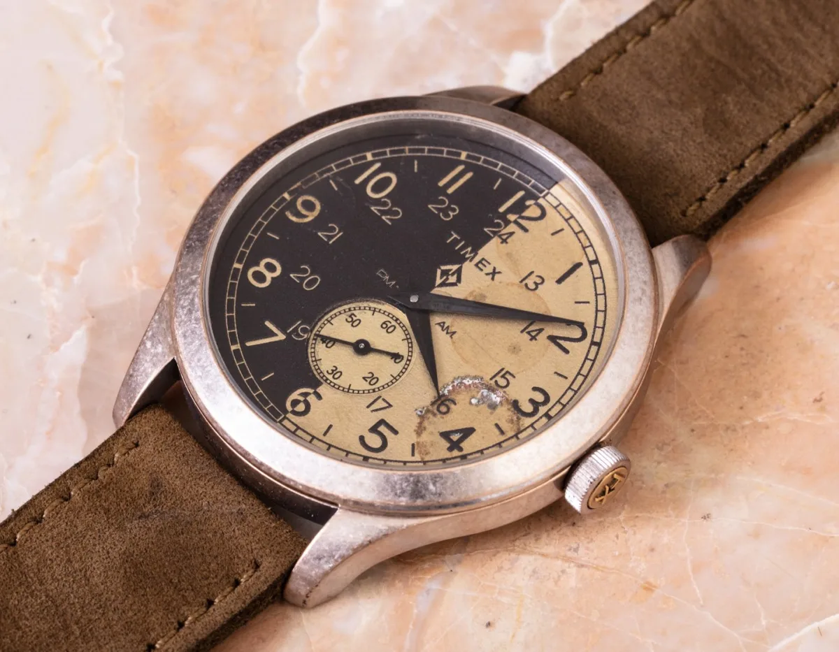 Side view of Timex x MadeWorn case