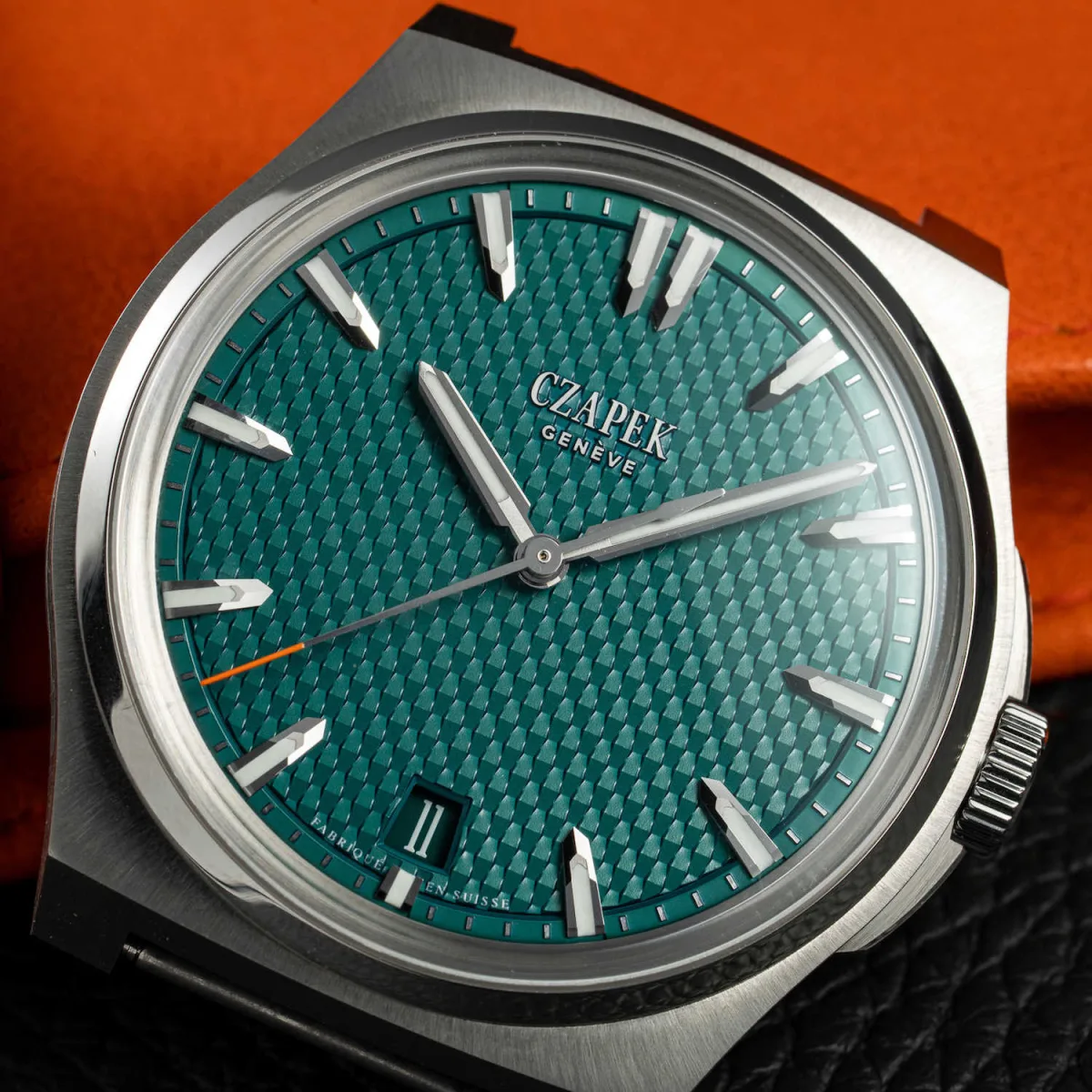 Fratello x Czapek watch showing the bracelet