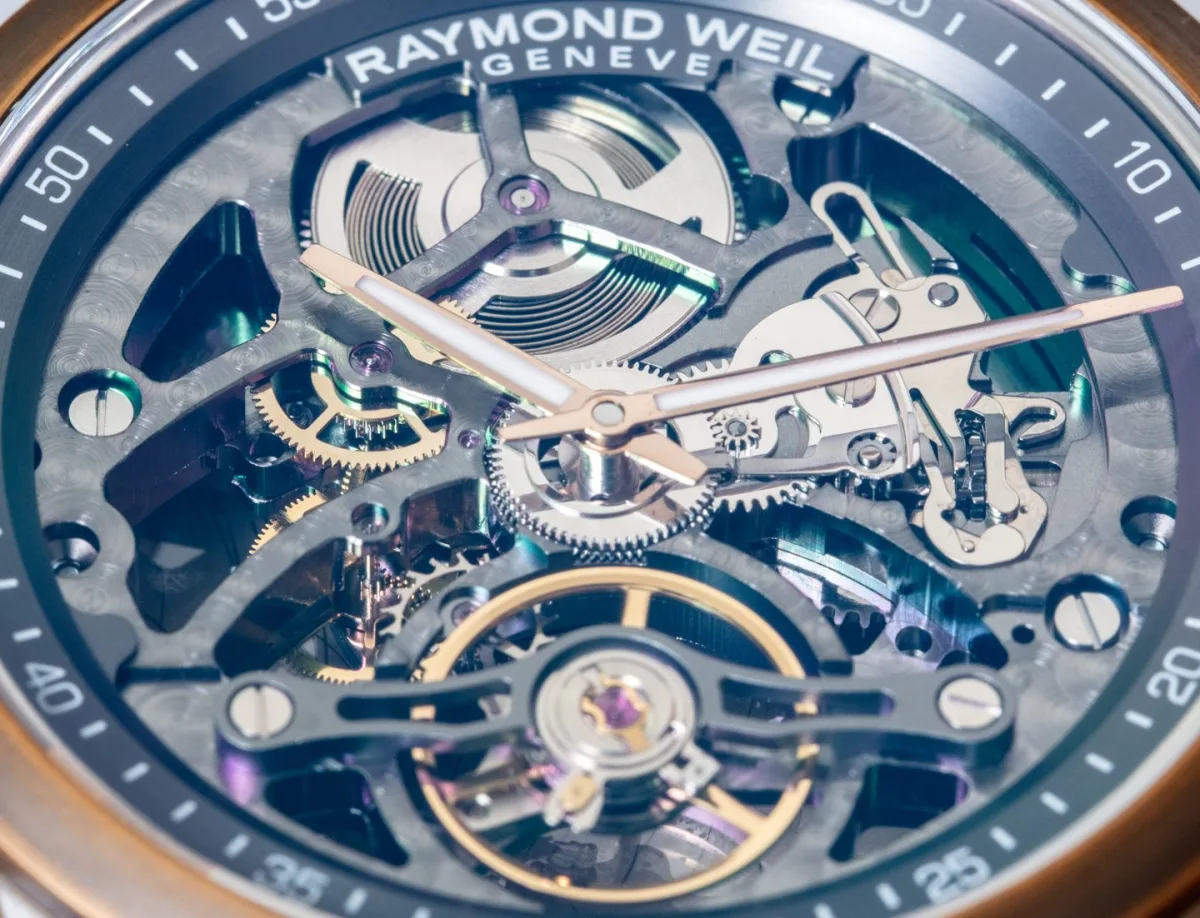 Side view showing the bronze bezel and crown