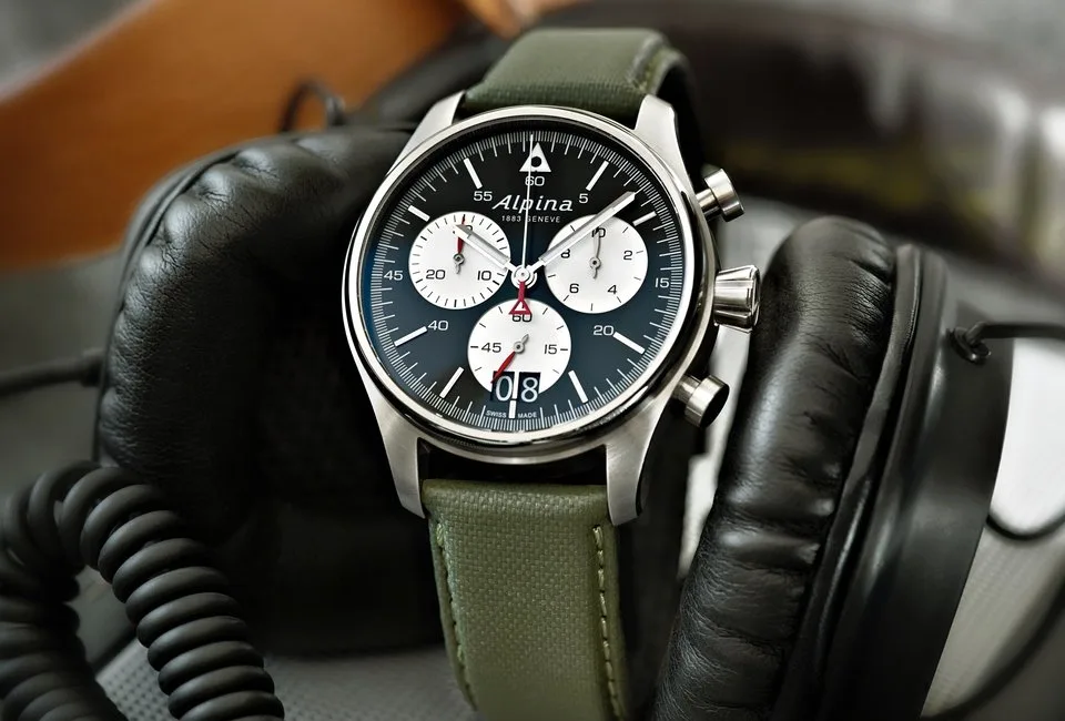 Alpina Startimer Pilot Big Date watch with a bold pilot design