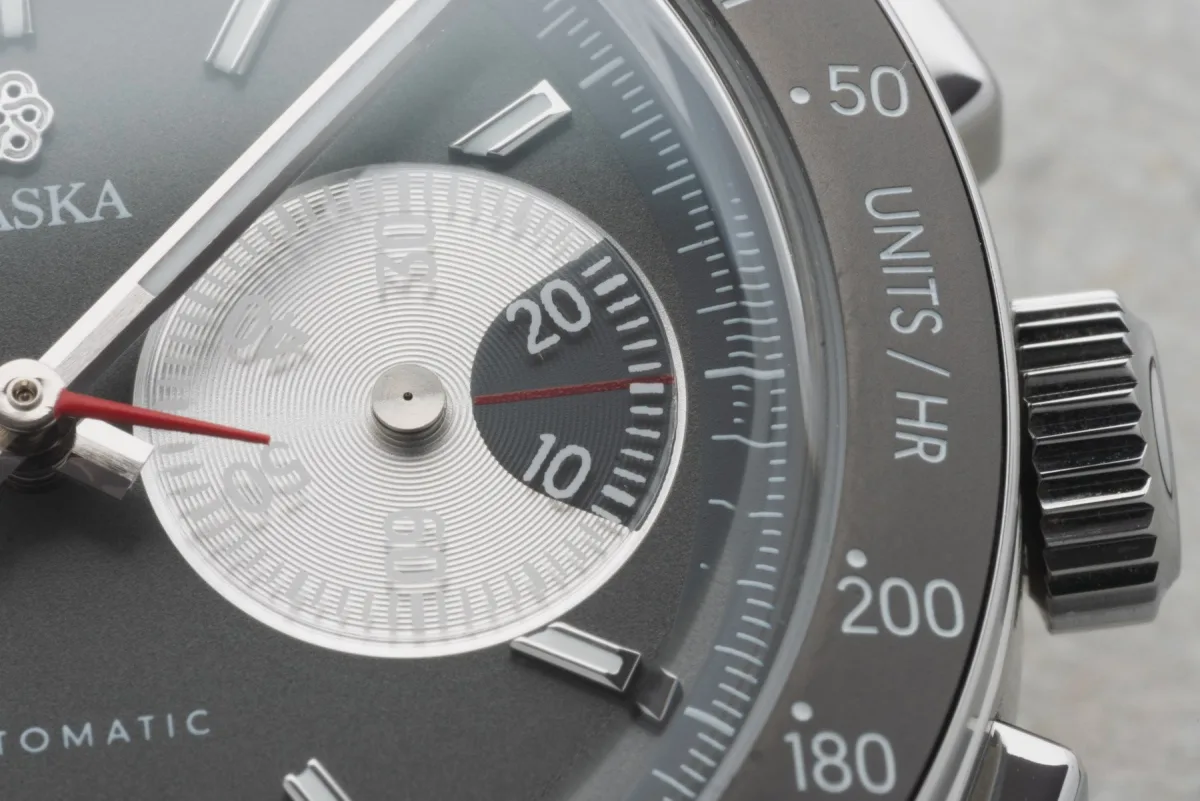 Improved finishing of Traska Chronograph