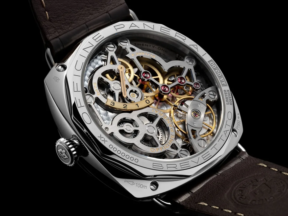 Platinumtech case and black brushed dial of Panerai Radiomir