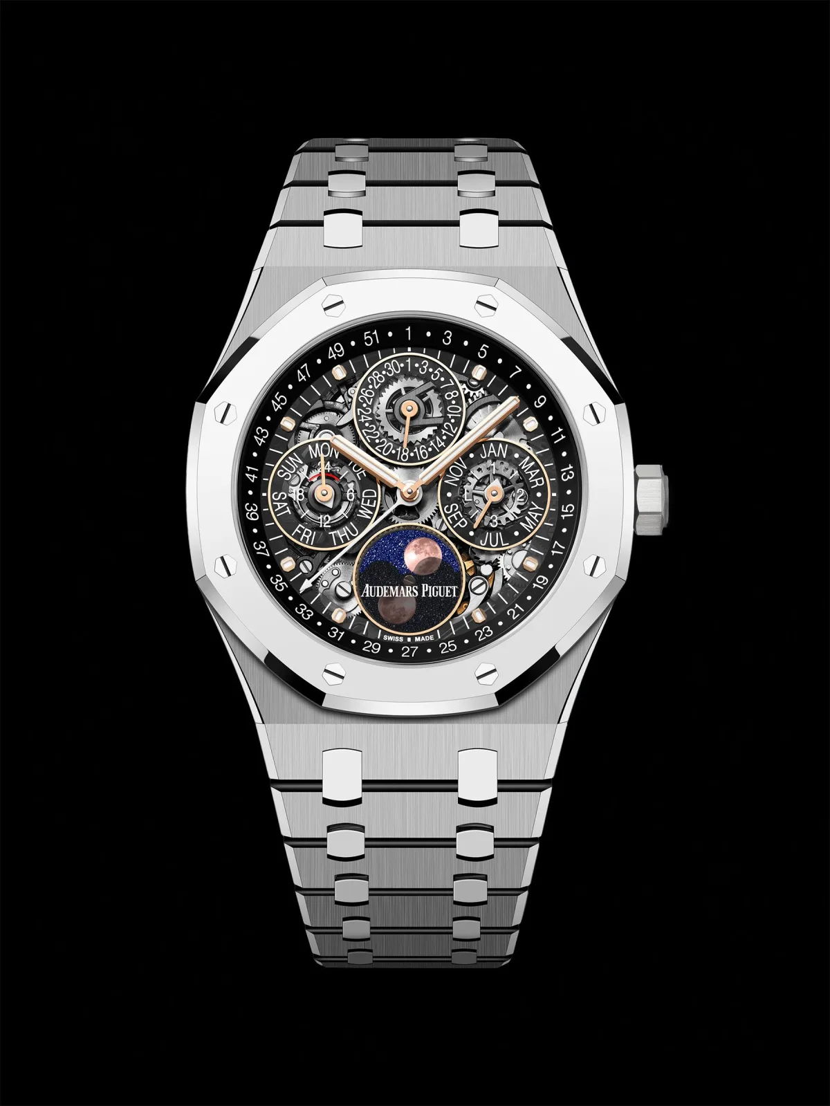 Royal Oak watch case made of titanium and Bulk Metallic Glass