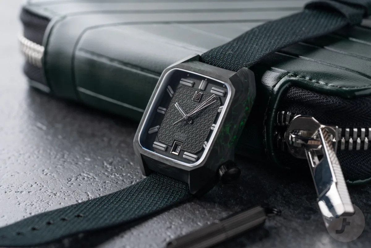 March LA.B AM2 Nyctalope Carbon watch front view