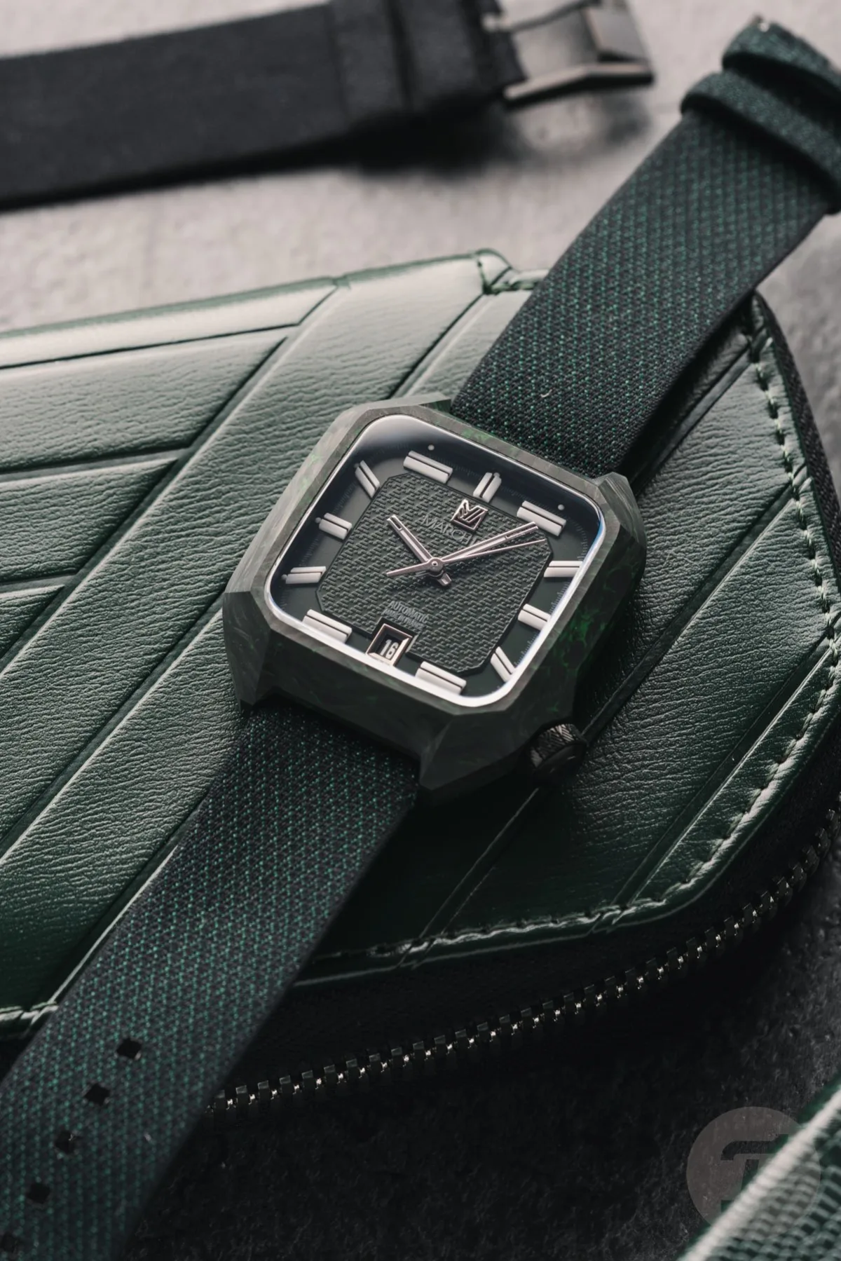 Close-up of March LA.B AM2 Nyctalope Carbon case