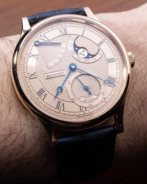 Silicon components in Breguet movement