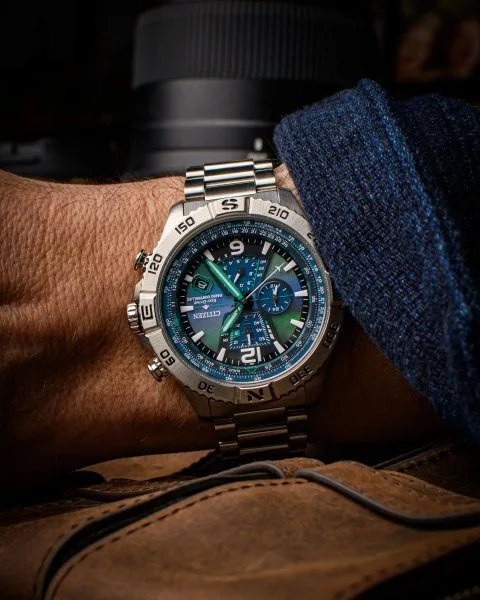 Aurora borealis inspired colors on the Citizen Promaster Navihawk A-T