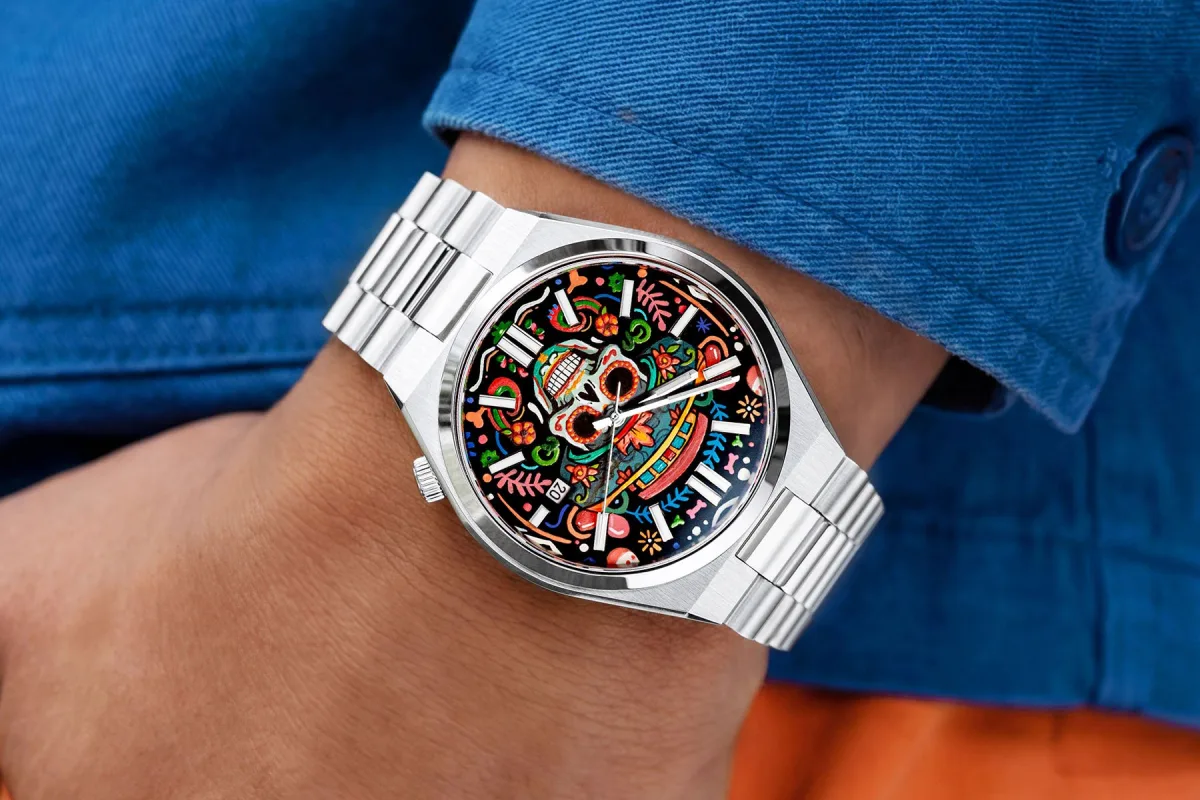 Calavera Nocturna model with black dial and sugar skull design
