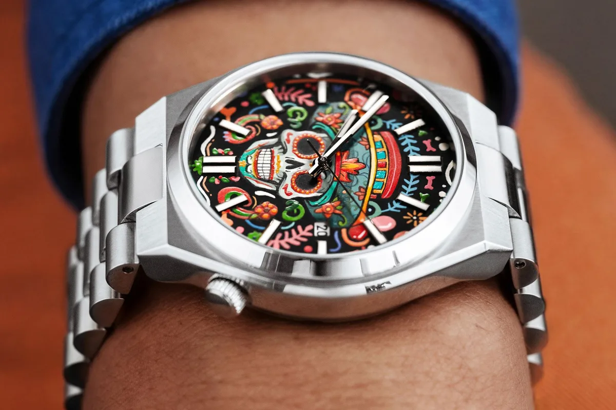 Close-up of Calavera Nocturna watch case and dial