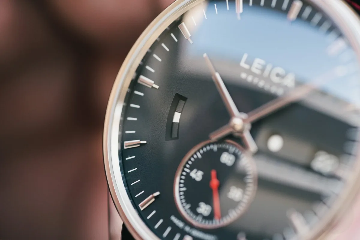Leica ZM 2 dial showing GMT features