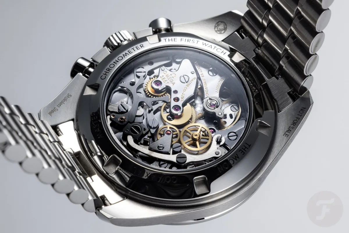 Amplitude details of Omega Speedmaster Professional