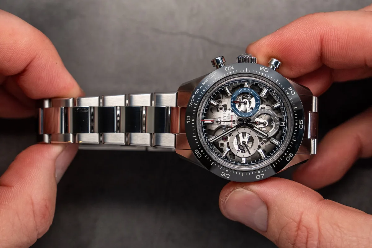 Close-up of ZENCLASP clasp on Zenith Chronomaster