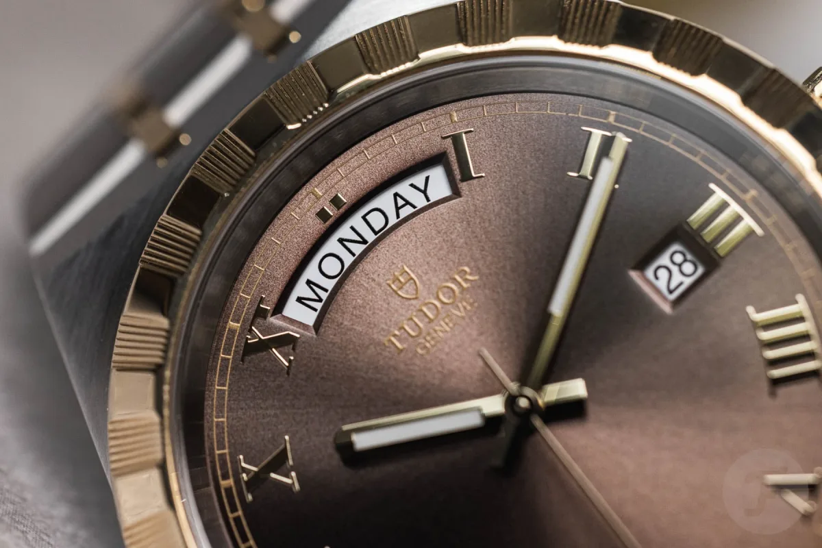Tudor Royal movement and case back