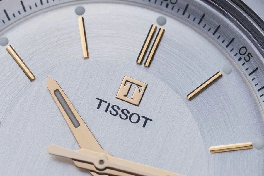 Tissot Visodate case with screw-down crown