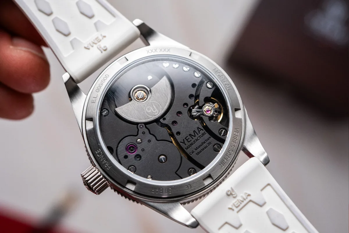 Calibre Manufacture Morteau 20 movement with micro-rotor