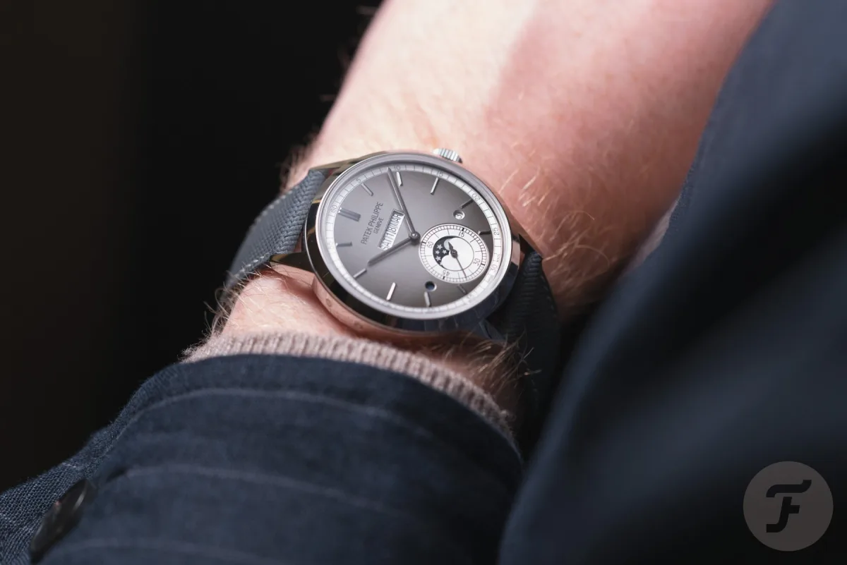 Mechanism view of Patek Philippe 5236P-011