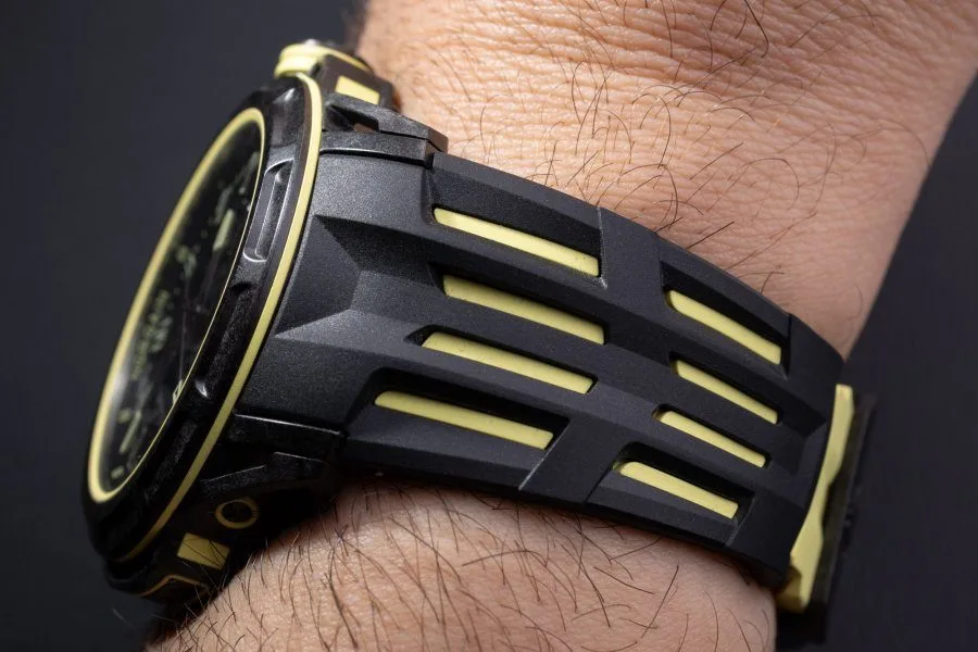 NORQAIN Wild ONE Skeleton X-Lite showing the titanium and X-Lite materials
