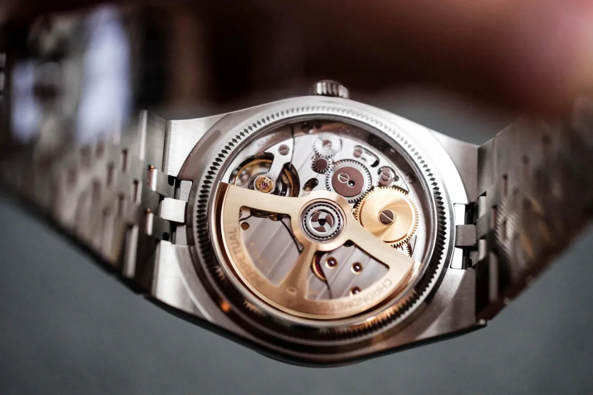 Rolex Land-Dweller 36mm caliber 7135 visible through case back